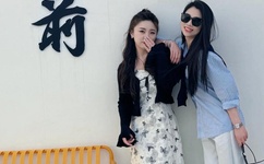 爱我就把我来追求广场舞